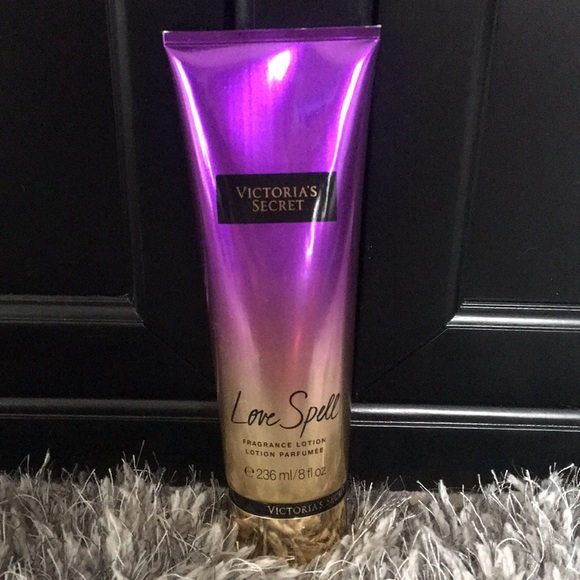 Victoria’s Secret “Love Spell” Lotion - Picture 1 of 5